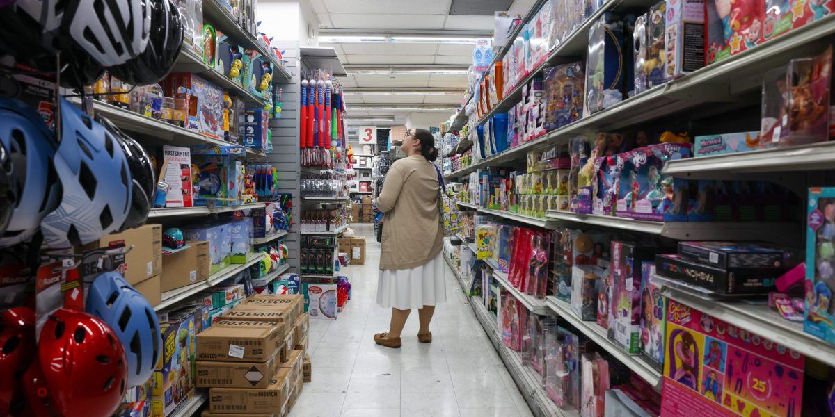 There's a 'scary' recession warning in the too-good-to-be-true data