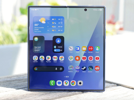Amazon includes a free 0 gift card when you pre-order the Samsung Galaxy Z Fold 7