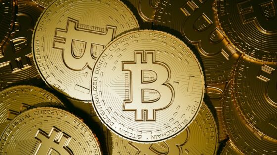 Strategy Targets Massive Bitcoin Buy With .5B Offering Set to Close Within Days