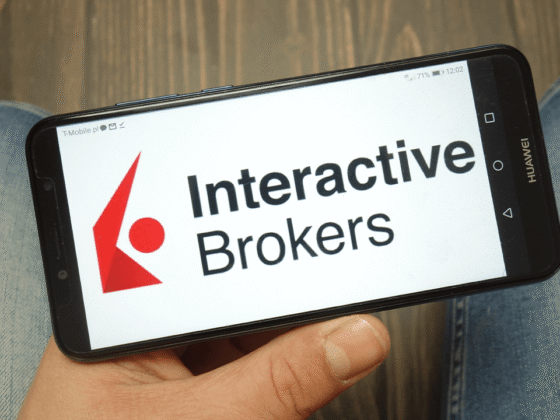 Peterffy: Interactive Brokers Working on Potential Stablecoin
