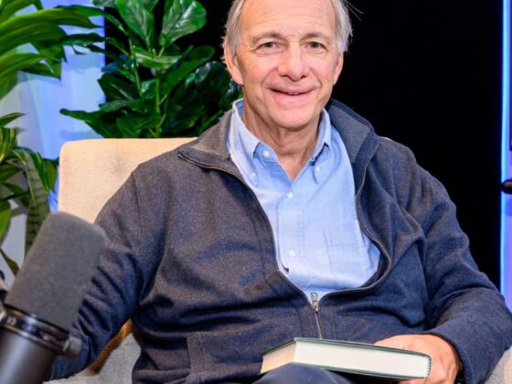 Ray Dalio warns investors to allocate 15% of their portfolio to gold and crypto because of skyrocketing U.S. government debt