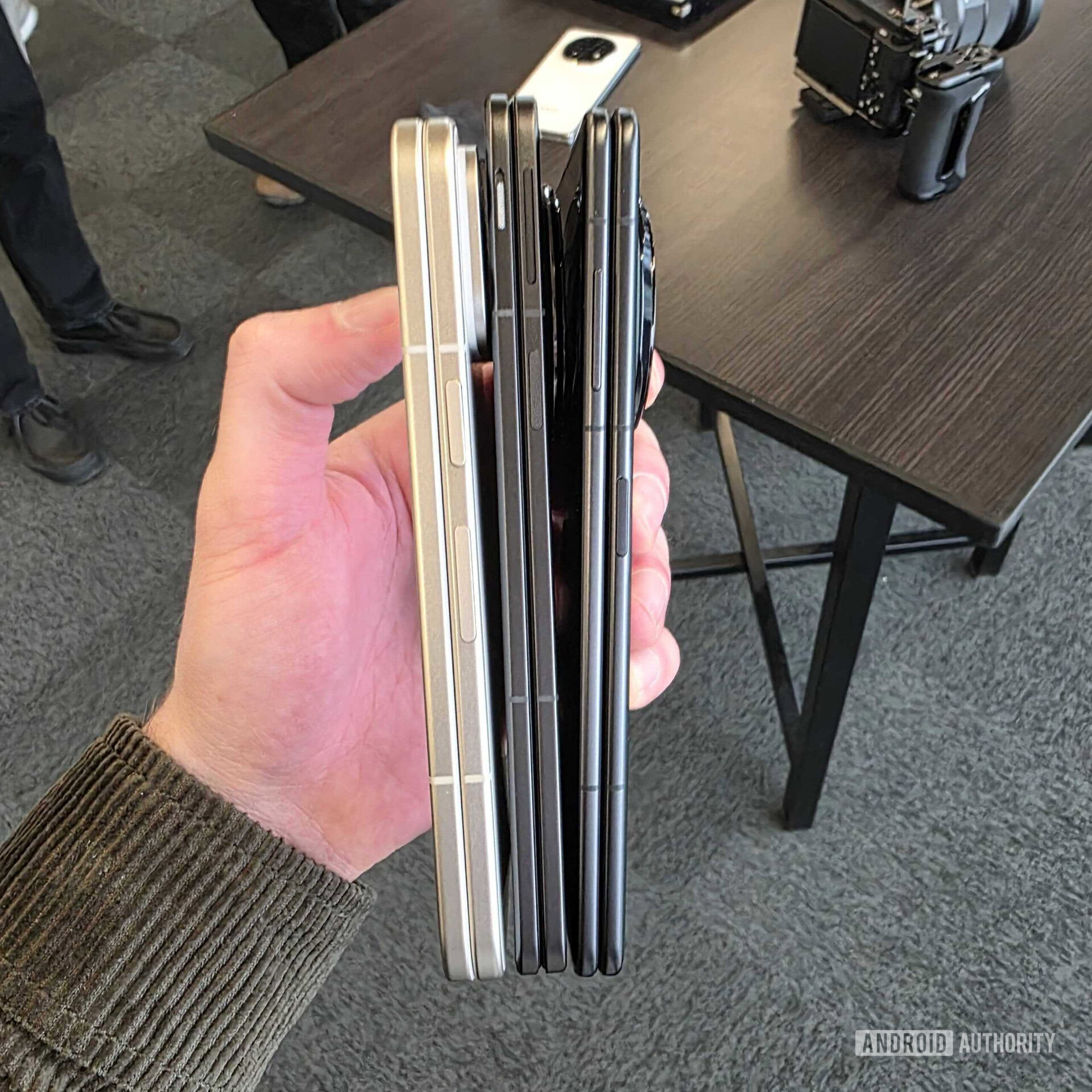 OPPO Find N5 vs Magic V3 vs Pixel 9 Pro Fold side