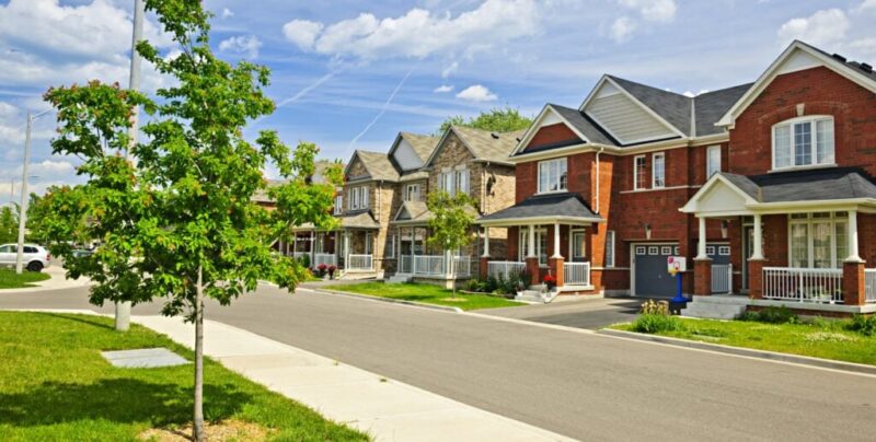 5 Real Estate Hacks For 2025 (That Actually Work)