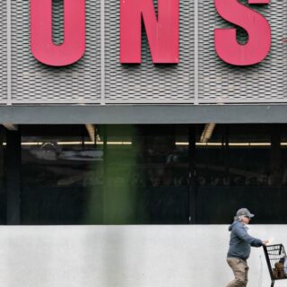 Albertsons, Kroger staff OK strike, protesting unfair labor practices