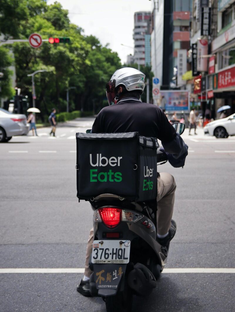 Analyst Says 0 Price Target Could Become ‘Floor’ for Uber Technologies (UBER) Stock