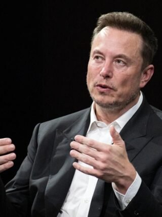 As Elon Musk Says It’s ‘Game On’ for AI, How Should You Play Tesla Stock?