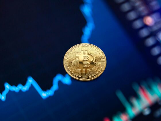 Bitcoin Whale Exchange Transfers Spike As Capital Rotation Begins — Latest Altseason Signal?