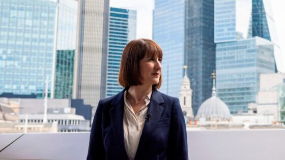 Chancellor to open ‘front door’ for investors in UK with concierge service