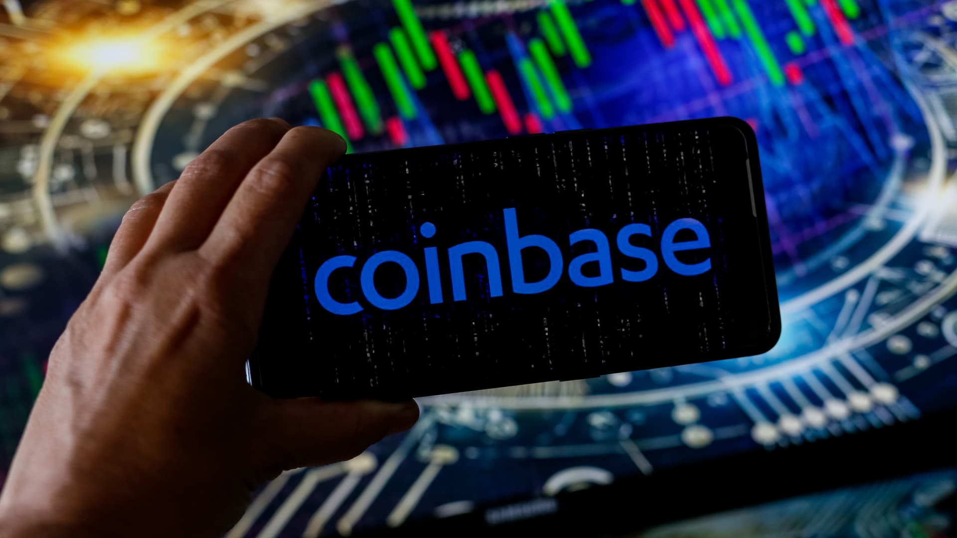 Coinbase steps into consumer market with stablecoin-powered 'everything app' that goes beyond trading