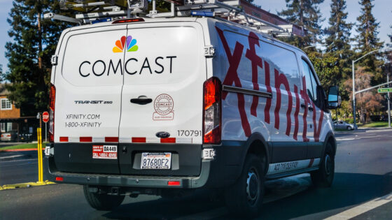 Comcast has a gift for AT&T, Verizon, T-Mobile customers
