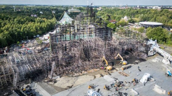 Disaster struck Tomorrowland, and then something shocking happened