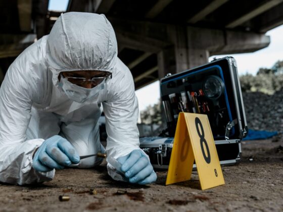 Distress Investing: Crime Scene Investigation