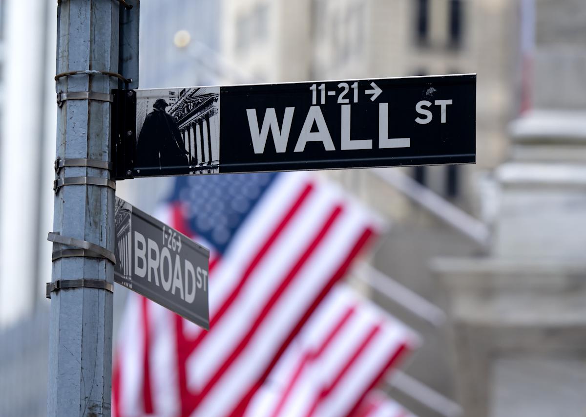 Dow, S&P 500, Nasdaq futures trade flat as Wall Street braces for Big Tech earnings
