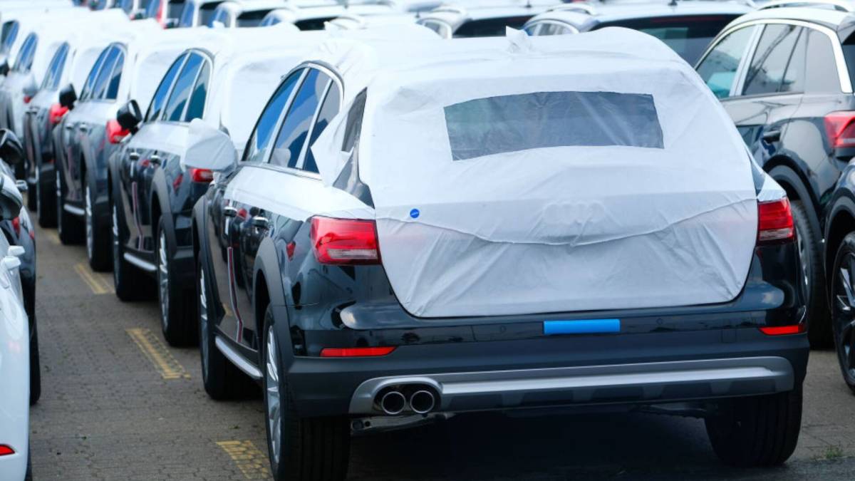 EU and US automakers both lose big in latest tariff deal
