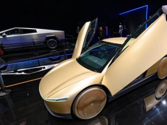 Elon Musk is bringing Robotaxis to a new city