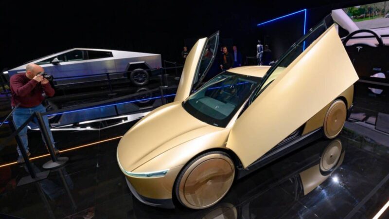 Elon Musk is bringing Robotaxis to a new city