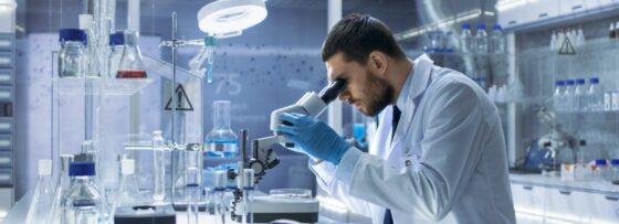 High Growth Tech Stocks To Watch In The US July 2025