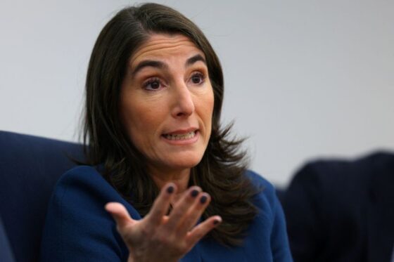 Fed’s Hammack sees no urgent reason to lower rates