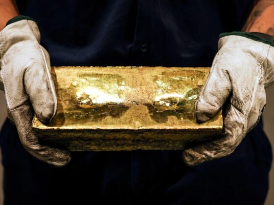 Gold loses lustre as US-Japan deal curbs safe-haven demand