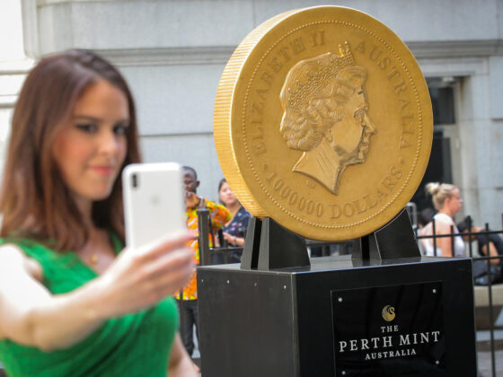 Gold prices steady as investors await Fed interest rate decision