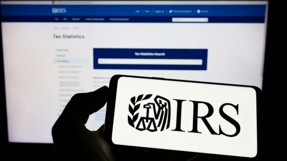 Her Husband Didn’t Pay ,000 In Taxes And Now The IRS Plans To Levy Their Home. She’s Divorcing Him, But Still Wants To Bail Him Out