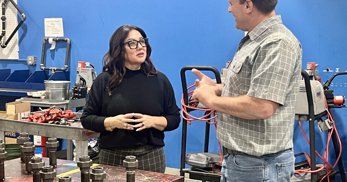 Hiltzik: Lori Chavez-DeRemer undermines her own agency