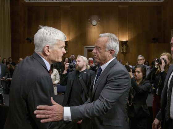 Hiltzik: RFK Jr. attacks vaccine experts