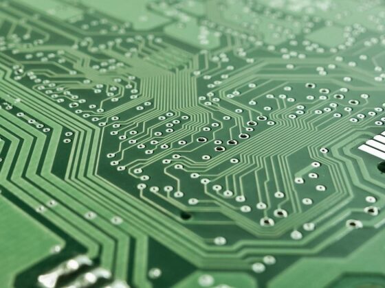 How Should You Play CDNS Stock as US Lifts Export Restrictions on Cadence Design Systems?