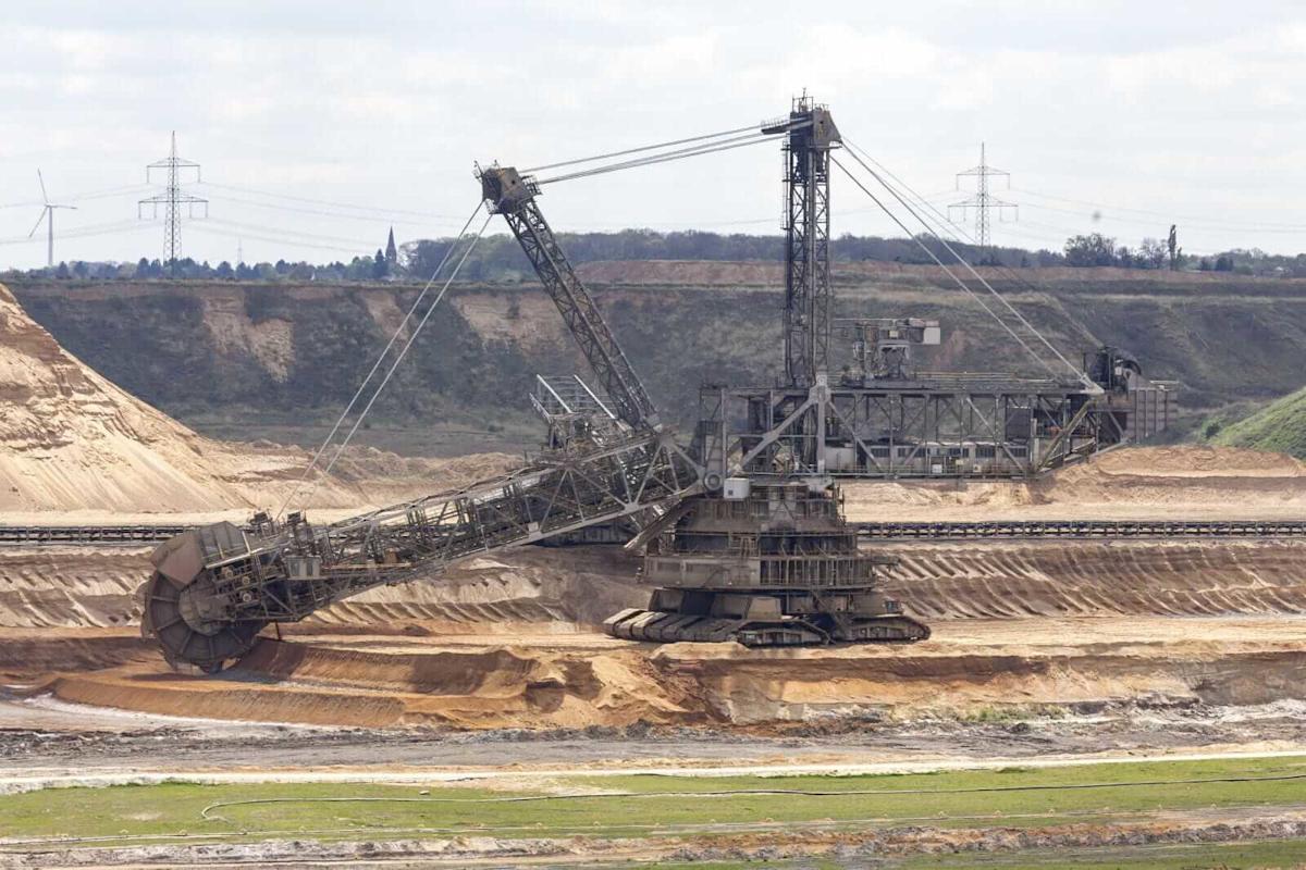 Is MP Materials Stock a Buy, Sell, or Hold for August 2025?