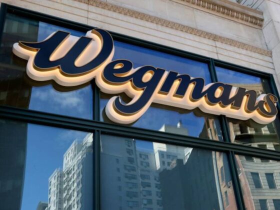 Is Wegmans open on the 4th of July?