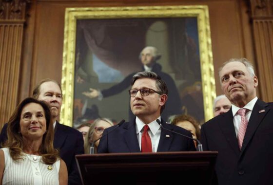 It’s ‘crypto week,’ and bitcoin is flying higher — briefly passing 3,000