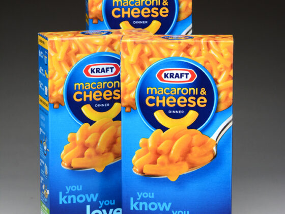 Kraft Heinz (KHC) Considers  Billion Grocery Spinoff Amid Restructuring