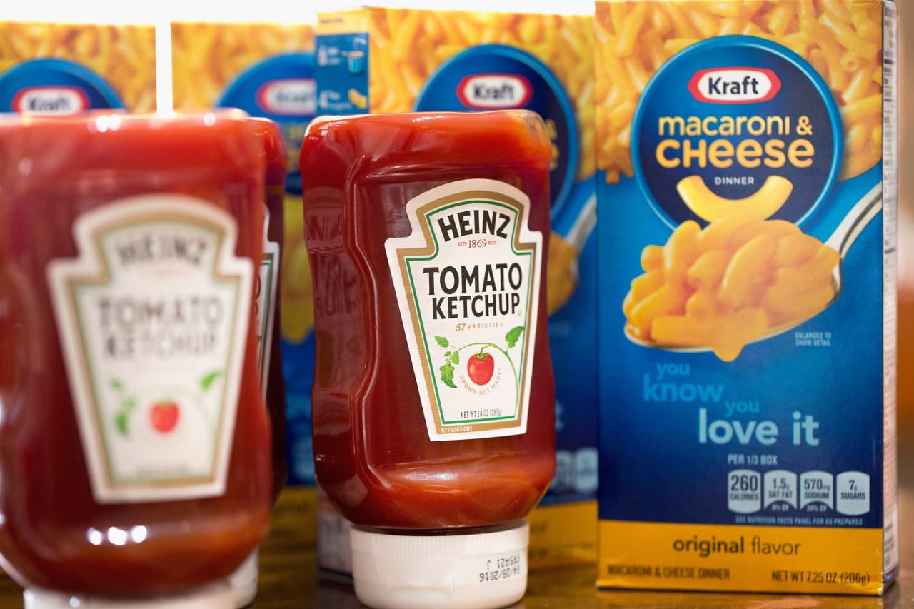 Kraft Heinz is reportedly weighing a breakup. Some analysts have already said it ‘should slim down.’