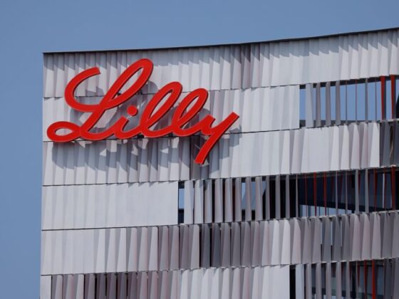 Lilly set for strong quarter after Novo profit warning