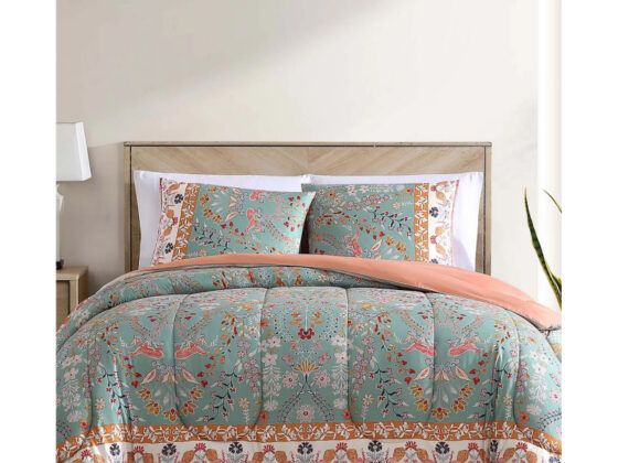 Macy’s is selling a 'soft and silky'  comforter set for just , and shoppers say it has 'a lovely pattern'