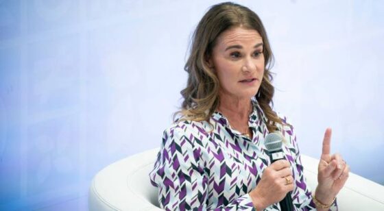 Melinda French Gates says she refuses to give her 22-year-old daughter any money for her shopping business — here’s why