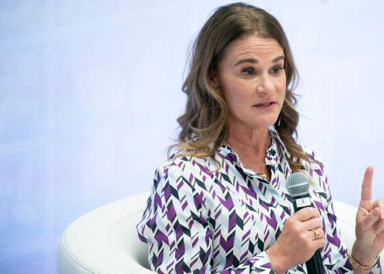 Melinda French Gates says she refuses to give her 22-year-old daughter any money for her shopping business — here’s why