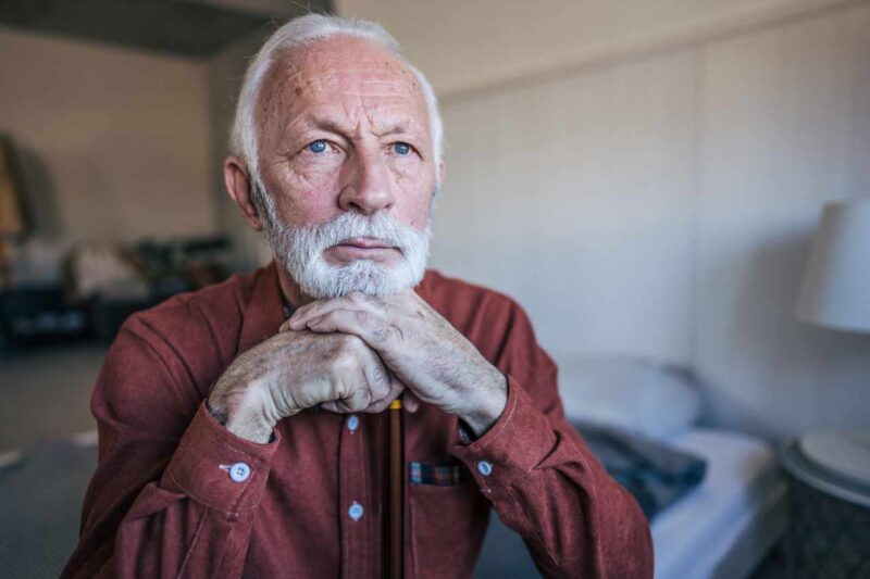 My brother-in-law left 0K to a friend. He experienced oxygen deprivation due to COPD. Can my husband contest the will?