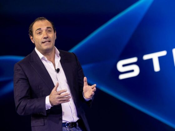 New Stellantis CEO deals with more of the company's old problems
