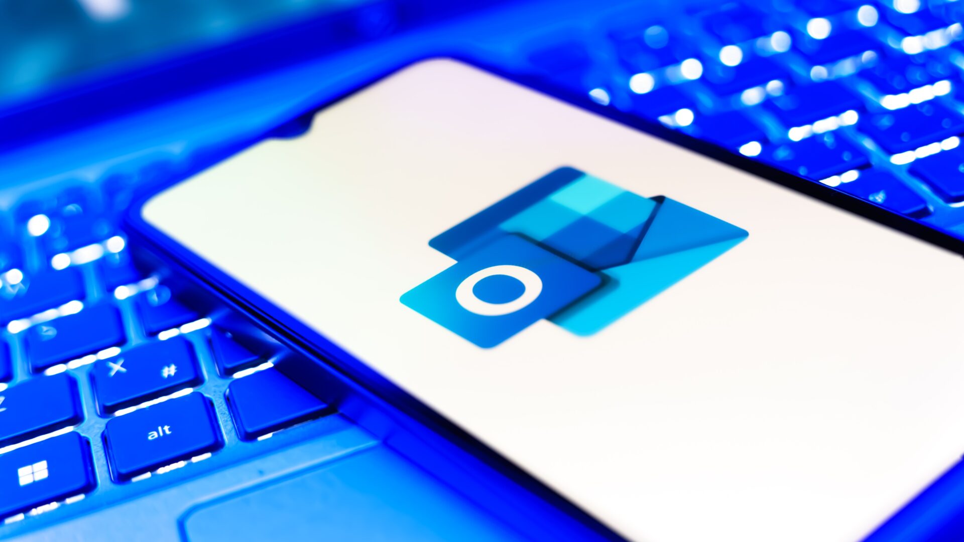Outlook down? Microsoft email platform apparently suffering major outage - here's what we know