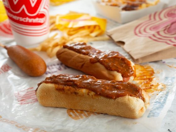 Popular Walmart partner restaurant chain makes major expansion deal