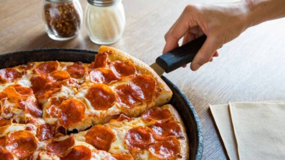 Popular pizza dining chain files for Chapter 11 bankruptcy again