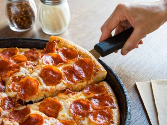 Popular pizza dining chain files for Chapter 11 bankruptcy again