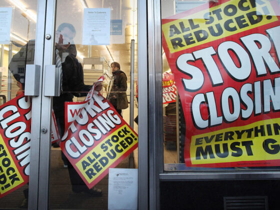 Practical fashion retail chain closing all stores unexpectedly