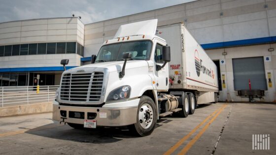 Private equity bids for Forward Air rolling in, report says