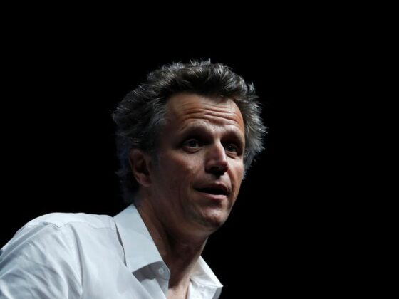 Publicis’ CEO dismisses Meta threat, raises yearly growth guidance