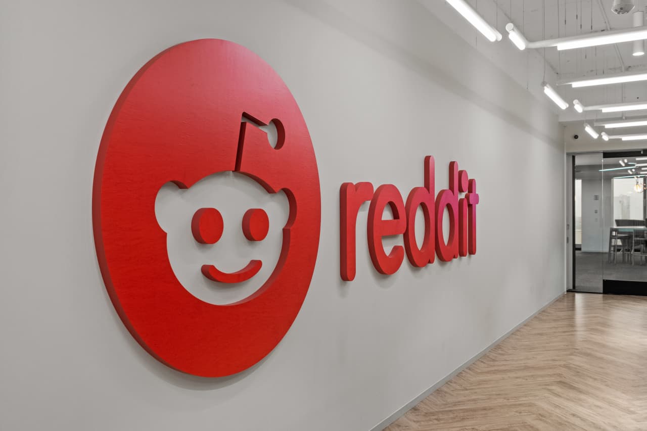Reddit’s stock is soaring after earnings. This is why.
