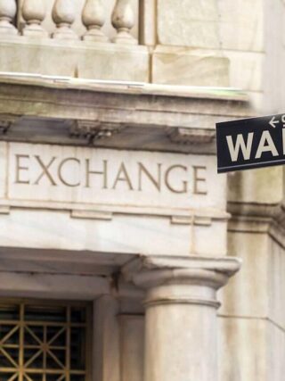 S&P 500 Climbs to a Record High as Chip and Energy Stocks Rally