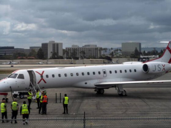 Southwest Airlines and American Airlines try to shut down new rival