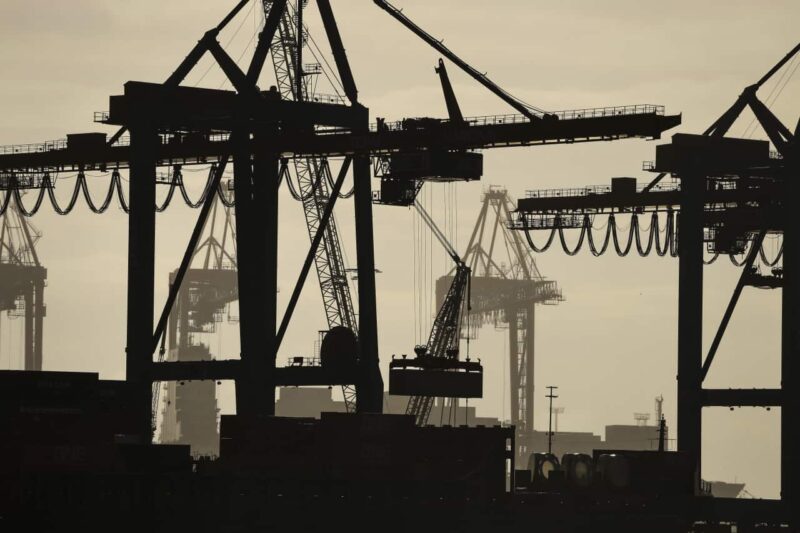 Stock futures rise after U.S.-E.U. trade deal, and ahead of big Fed meeting